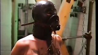 Kinkygate barn slave